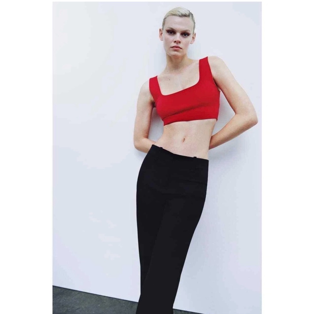 Zara sculpted Crop Top in Black